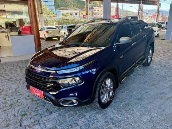 FIAT TORO 2.0 16V TURBO DIESEL RANCH 4WD AT9 FIAT TORO 2.0 16V TURBO DIESEL RANCH 4WD AT9